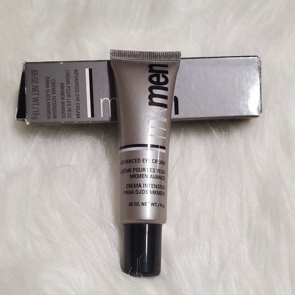 Advanced Eye Cream

Crema de contorno de hojos